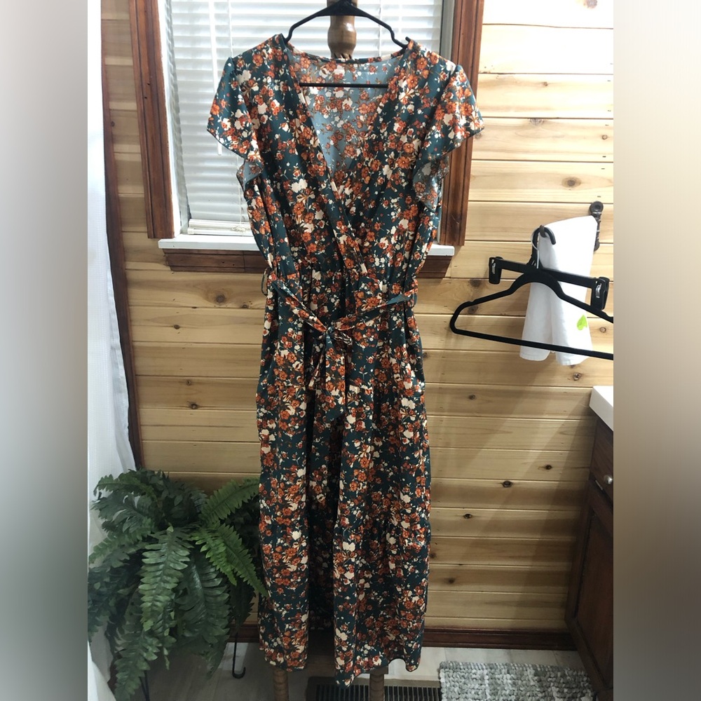 Dark Green Floral Maxi Dress
